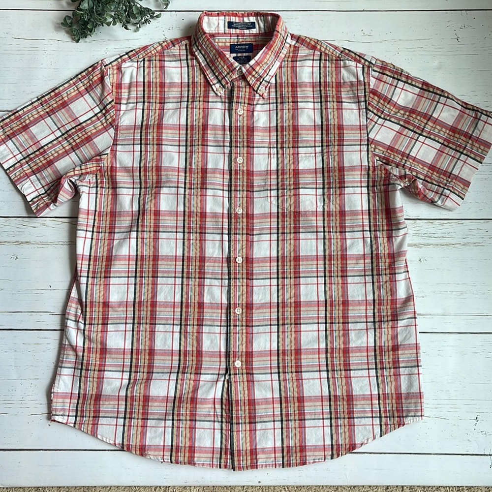 Men’s Arrow Coral Plaid Short Sleeve Button Down